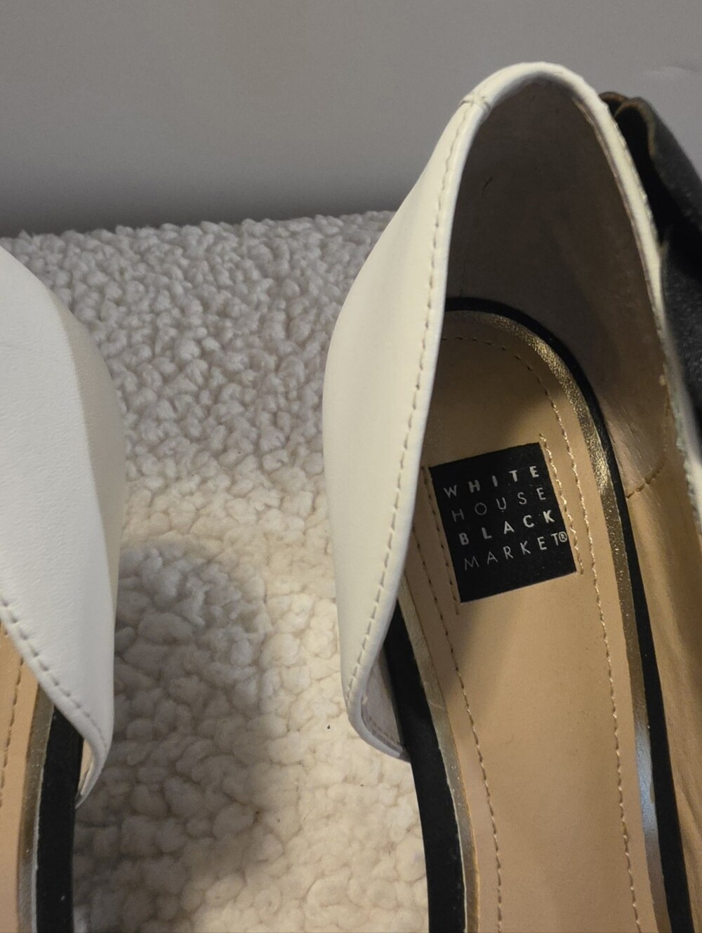 White House Black Market White Pointed Pumps with Black Knot Accent - Picture 9 of 13